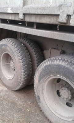 รถฮีโน่ 10 ล้อดั้ม FM3H  195 แรงม้า. ปี 38.    สนใจติดต่อ  081 - 6079515