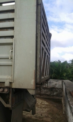 รถฮีโน่ 10 ล้อดั้ม FM3H  195 แรงม้า. ปี 38.    สนใจติดต่อ  081 - 6079515