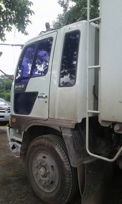 รถฮีโน่ 10 ล้อดั้ม FM3H  195 แรงม้า. ปี 38.    สนใจติดต่อ  081 - 6079515