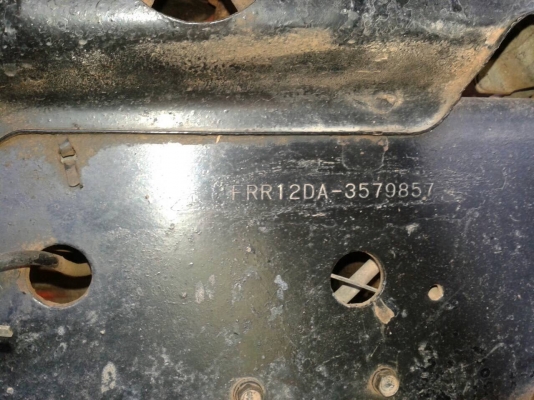 ขาย 6 ล้อ ISUZU ROCKY 175 กระบะยาว 4.50 เมตร คัสซีสวยตลอดเส้น เครื่อง 6BG1 175 แรงม้า เบรคทิฟฟี่ พาวเวอร์ ทะเบียนพร้อมโอนครับ