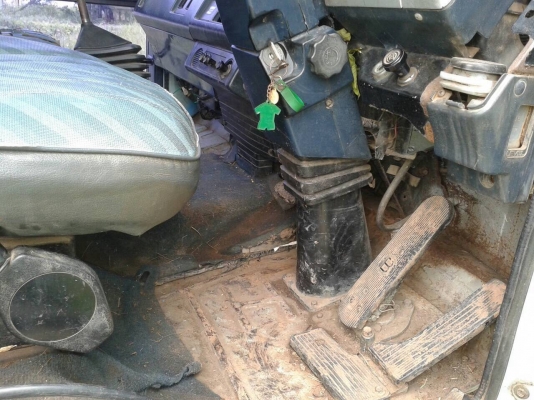 ขาย 6 ล้อ ISUZU ROCKY 175 กระบะยาว 4.50 เมตร คัสซีสวยตลอดเส้น เครื่อง 6BG1 175 แรงม้า เบรคทิฟฟี่ พาวเวอร์ ทะเบียนพร้อมโอนครับ