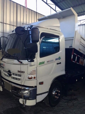 รถฮีโน่ 6 ล้อดั้ม 175 แรงม้า.  ปี 55  ( รถวิ่ง 3x,xxx กม. )      สนใจติดต่อ  081 - 6079515