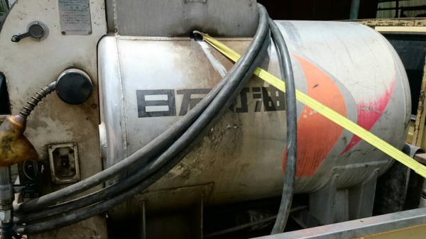 ถังน้ำมันดีเซลขนาด500ลิตรพร้อมหัวจ่ายใช้ไฟ12v