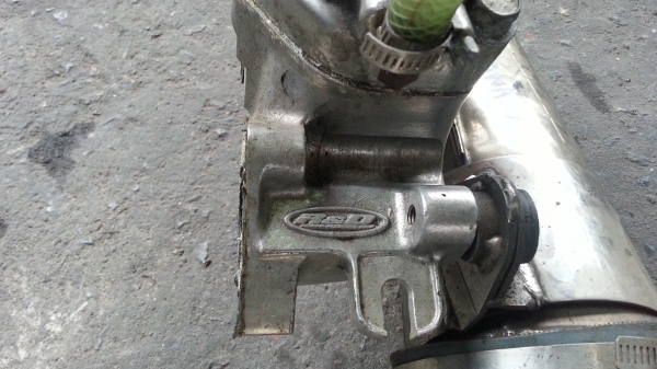 ขายท่อแต่ง PJS คอ R&amp;D ใส่ kawasaki 650 750 สภาพสวยจากญี่ปุ่น