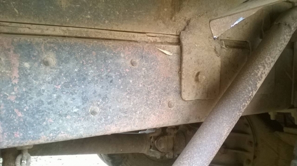 ขายตามสภาพ 10 ล้อ หัวยาวดั้ม เพลาเดียว เครื่อง 6BB1 145 แรงม้า(ชาร์ฟละลายต้องยกเครื่องใหม่) เฟืองท้ายใหญ่ พวงมาลัยพาวเวอร์ ทะเบียนครบพร้อมโอนครับ