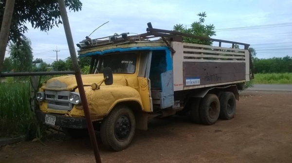 ขายตามสภาพ 10 ล้อ หัวยาวดั้ม เพลาเดียว เครื่อง 6BB1 145 แรงม้า(ชาร์ฟละลายต้องยกเครื่องใหม่) เฟืองท้ายใหญ่ พวงมาลัยพาวเวอร์ ทะเบียนครบพร้อมโอนครับ