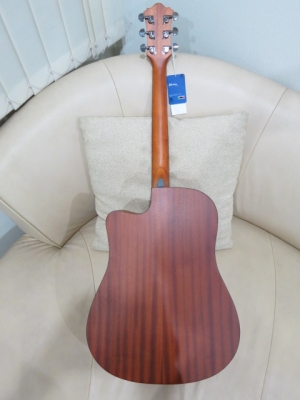 2,990.-กีต้าร์โปร่งเว้า Mantic รุ่น AG-370c สีดำเงา สวยมาก ของใหม่ มือหนึ่ง มี 3 สี