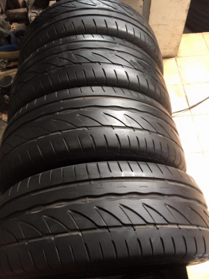 ขายยางขอบ 16"215/55R16  ปี 13 Bridgestoneสวยๆ 4 เส้น ขาย 2,200 บาท