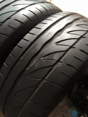 ขายยางขอบ 16"215/55R16  ปี 13 Bridgestoneสวยๆ 4 เส้น ขาย 2,200 บาท