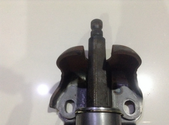 ขายแกนคอพวงมาลัยโตโยต้าVX80 เก่าญี่ปุ่น