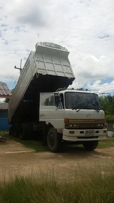 ขายด่วน!!!  สิบล้อ F 17 สภาพสวยๆ