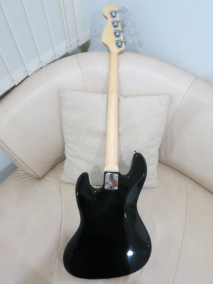 เบสไฟฟ้า 4 สาย ยี่ห้อ Overdrive สีดำ สีไม้ สีฟ้า ของใหม่ มือหนึ่ง ทรงแจ๊สเบส