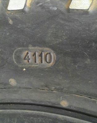 ขายBF Mud 35 R 16 พร้อมล้อ