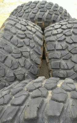 ขายBF Mud 35 R 16 พร้อมล้อ