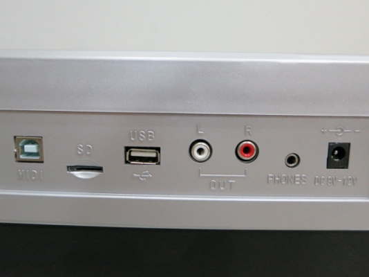 Keybord 61 Key ตัวใหญ่ XIN YUN รุ่น XY-332 ของใหม่ กำหนดจังหวะได้ เสียบ USB ได้