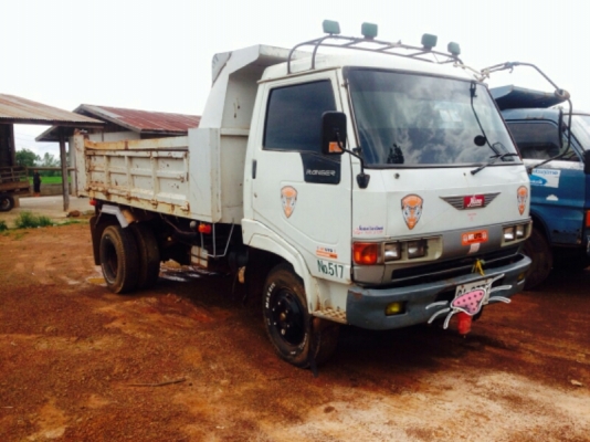 หกล้อ HINO หัว FC 135 ดั้ม5คิว สภาพสวยพร้อมใช้งาน ทะเบียนพร้อมโอน