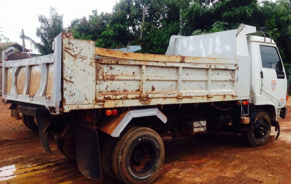 หกล้อ ราคา ( 375,000บ) ฮีโน หัว FC135 ดั้ม5คิว สวยพร้อมใช้งาน ทะเบียนพร้อมโอน