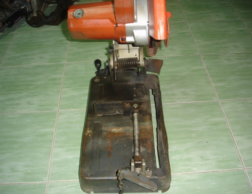 ขายแท่นตัดไฟเบอร์ 14 นิ้ว 2,000 วัตต์ Maktec รุ่น MT241