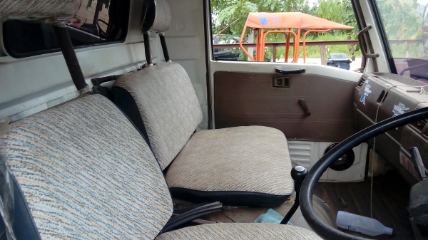 รถหกล้อ