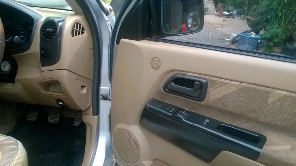 ขาย CHEVROLET 2.5 LS ปี 2011/2554 มือเดียวป้ายแดง บางเดิมทั้งคัน กระจกไฟฟ้า แอร์เย็น พาวเวอร์