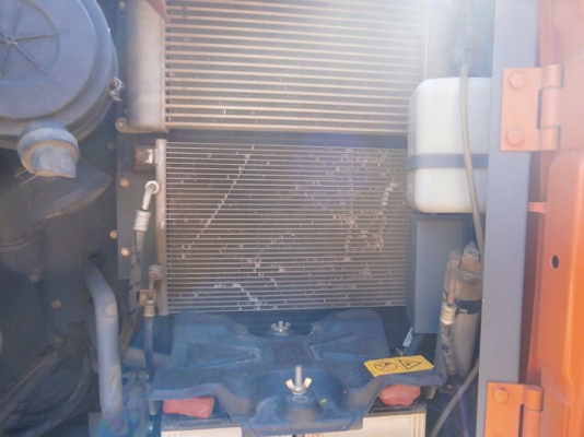 ด่วน ต้องการขายรถแบคโฮรถมือสองนำเข้า