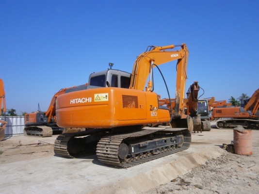 ด่วน ต้องการขายรถแบคโฮรถมือสองนำเข้า