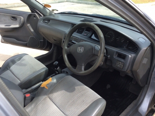 ขายรถ honda civic ปี96 เครื่องหัวฉีด1.6 เกียร์ธรรมดา เพาเวอร์กระจกไฟฟ้าทั้งคันใช้ได้หมด ภายในเบาะเดิมๆขาดนิดหน่อย คอนโซลสวยเดิม แอร์เย็น ตัวถังเดิมๆบางทรงดี สีต้องทำ ห้องเครื่องสวยเดิม เครื่องแน่นขับสนุก ช่วงล่างดี รถขับดีมาก ไม่ซีเรียสเรื่องสีตัวรถ คันนี