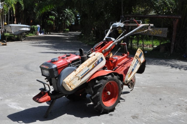 ขายรถไถ YANMAR พร้อมโรตารี่ นำเข้าจากญี่ปุ่น คันละ28,000บาทเท่านั้น!!