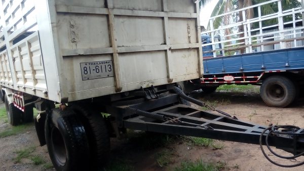 รถสิบล้อพ่วง