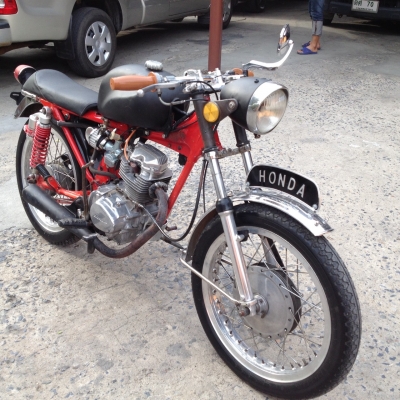 ขาย JX แต่งคาเฟ่ คลาสสิคโบราณทำใหม่หมด 25,000บาท ติดต่อคุณเอ๋ โทร.092-6356419 ขาย JX แต่งคาเฟ่ คลาสสิคโบราณทำใหม่หมด 25,000บาท ติดต่อคุณเอ๋ โทร.092-6356419