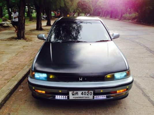 Honda Accord ตาเพชร  ปี93  เครื่องหัวฉีด  เกียร์ออโต้  ติดแก๊สหัวฉีด  กล็อฟ์ 0804465223