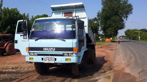 ขาย6ล้อดัมพ์ ISUZU ROCKY 175 ยาง900R20 แอร์เย็น พ.เพาเวอร์เบรคทิ๊ฟฟี่ แชชซีสวย เฟืองท้ายใหญ่ พร้อมวิ่งลุยงาน