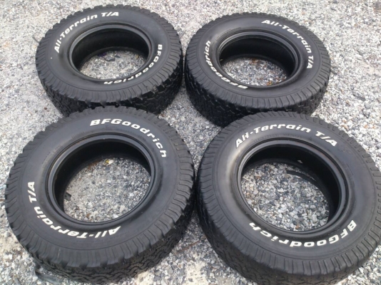 ขายยางBF 265/75R16 ยางปี10  จำนวน 1 ชุด