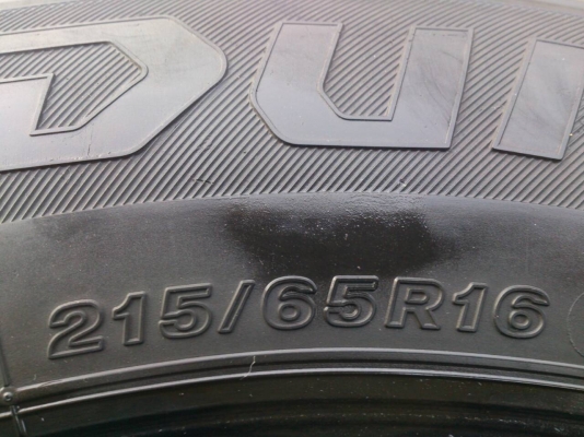 ขายยาง บริดสโตน ดูราวิส 215/65R16 ยางสัปดาห์ที่35ปี13 ดอกยางเท่ากันสวยๆไม่มีปะ จำนวน 1 ชุด