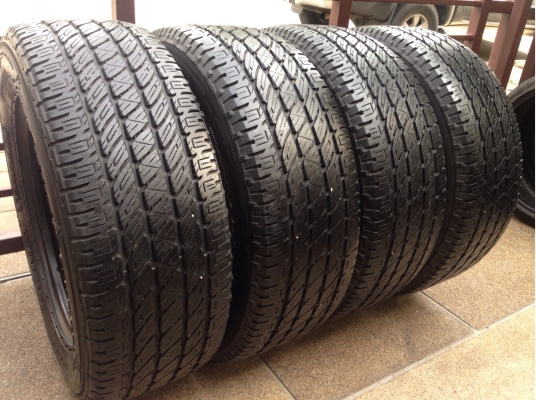 ยาง Nitto 265 60 18 กลางปี11 ดอกเยอะ ใช้กันยาวๆ