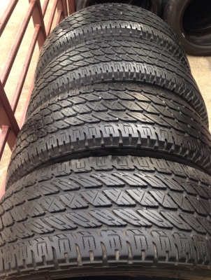 ยาง Nitto 265 60 18 กลางปี11 ดอกเยอะ ใช้กันยาวๆ