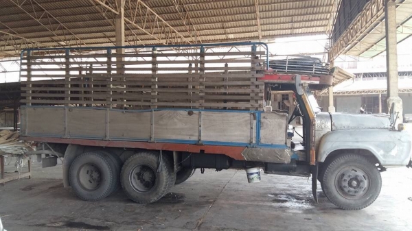 ขาย10ล้อ หน้ายาว เพลาเดียว เครื่อง6BD1