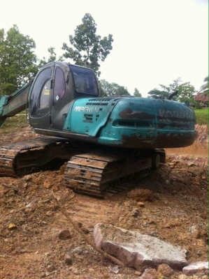 ขายรถแบคโฮ KOBELCO sk 200-5 ไฟฟ้าครบช่วงล่างดีเอกสารเล่มทะเบียนราคา 800,000ยากขายด่วน680,000 ขายรถแบคโฮ KOBELCO sk 200-5 ไฟฟ้าครบช่วงล่างดีเอกสารเล่มทะเบียนราคา 800,000ยากขายด่วน680,000