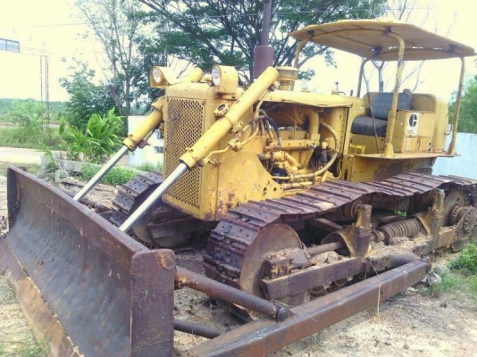 ขายรถแทรคเตอร์ CAT D5Dราคา295,000