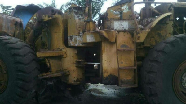 ขายรถตักล้อยาง CAT 950ราคา350,000 ขายรถตักล้อยาง CAT 950ราคา350,000