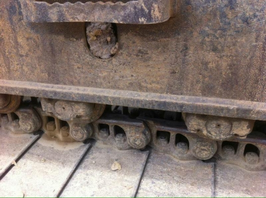 ขายรถแบคโฮ KOMATSU pc200-7เอกสารอินวอยท์ราคา1,550,000 ขายรถแบคโฮ KOMATSU pc200-7เอกสารอินวอยท์ราคา1,550,000