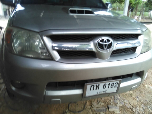 ขาย โตโยต้า วีโก้ 3.0 ปี08 ตัวท๊อป 4 ประตู สภาพดีสวยบางเดิมไม่มีชน เล่มทะเบียนพร้อมโอน