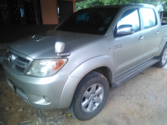 ขาย โตโยต้า วีโก้ 3.0 ปี08 ตัวท๊อป 4 ประตู สภาพดีสวยบางเดิมไม่มีชน เล่มทะเบียนพร้อมโอน