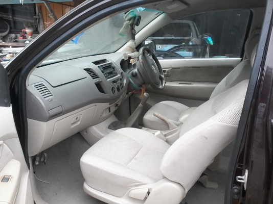 ขายด่วนครับ TOYOTA VIGO D4D 3000 G รถสวยครับ (ขาดกล่องคุมเครื่อง 2 กล่อง) ขายด่วนครับ TOYOTA VIGO D4D 3000 G รถสวยครับ (ขาดกล่องคุมเครื่อง 2 กล่อง)