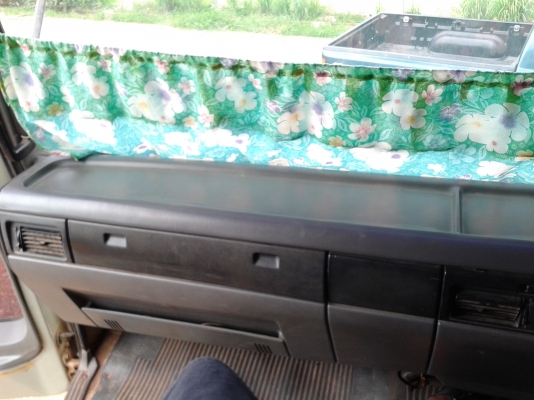 ขายFM3H HO7D195แรงม้า สองเพลา ดั๊มสามมิตร กระจกไฟฟ้าเดิมทั้งคัน