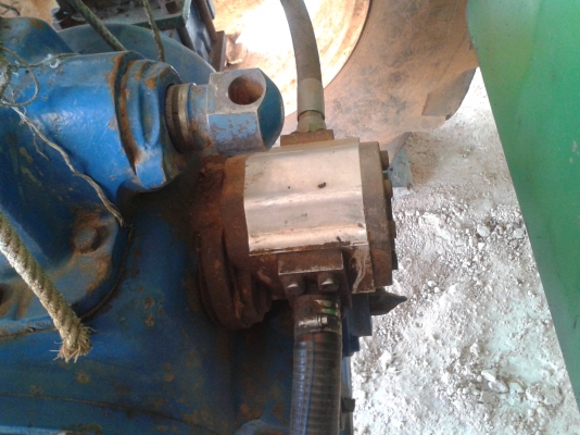 ขายรถคีบอ้อย คีบสามารถพร้อมรถไถฟอร์ด