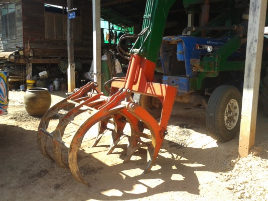 ขายรถคีบอ้อย คีบสามารถพร้อมรถไถฟอร์ด