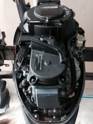 ขายเครื่องเรือ YAMAHA 15เเรง 4จังหวะรุ่นใหม่