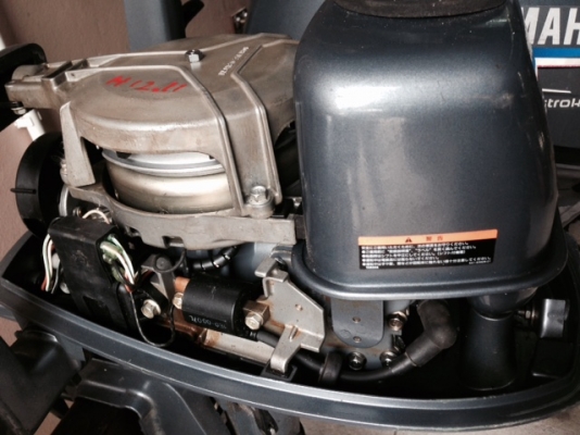 ขายเครื่องเรือ YAMAHA 5เเรง ท่อนสั้น ขายเครื่องเรือ YAMAHA 5เเรง ท่อนสั้น