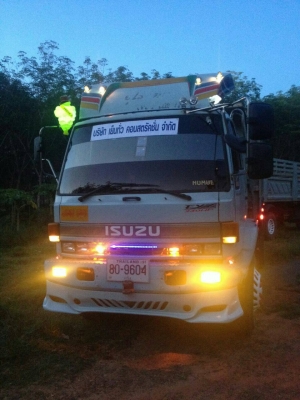 รถ10ล้อ isuzu210 แม่-ลูก ติดต่อ080-1405528